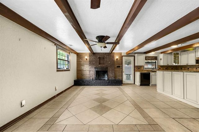 1121 NW Birch Ave, Lawton, OK 73507