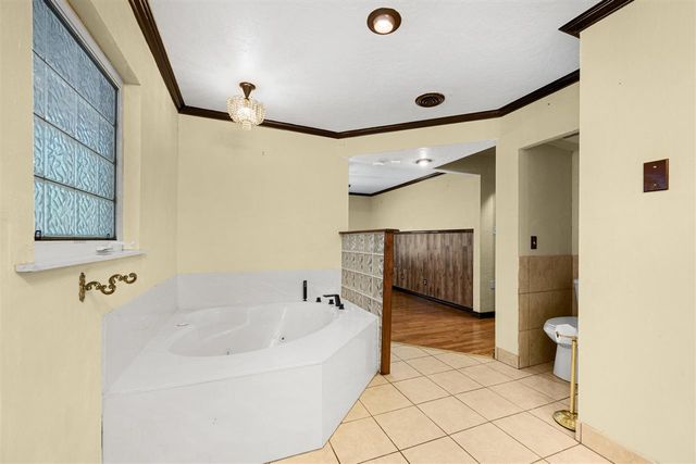 1121 NW Birch Ave, Lawton, OK 73507