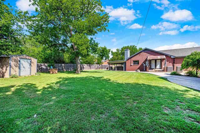 1121 NW Birch Ave, Lawton, OK 73507
