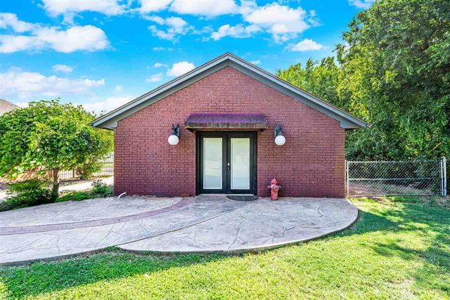 1121 NW Birch Ave, Lawton, OK 73507