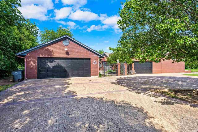 1121 NW Birch Ave, Lawton, OK 73507