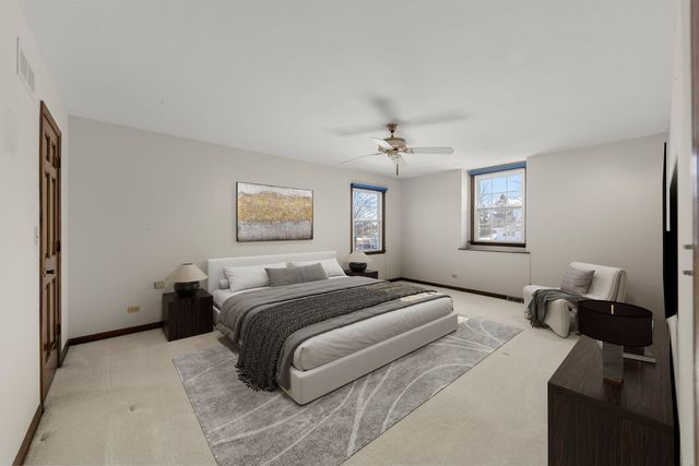 19W140 Avenue Chateaux, Oak Brook, IL 60523