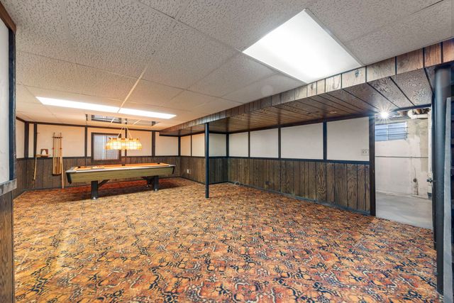 19W140 Avenue Chateaux, Oak Brook, IL 60523