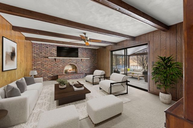 19W140 Avenue Chateaux, Oak Brook, IL 60523