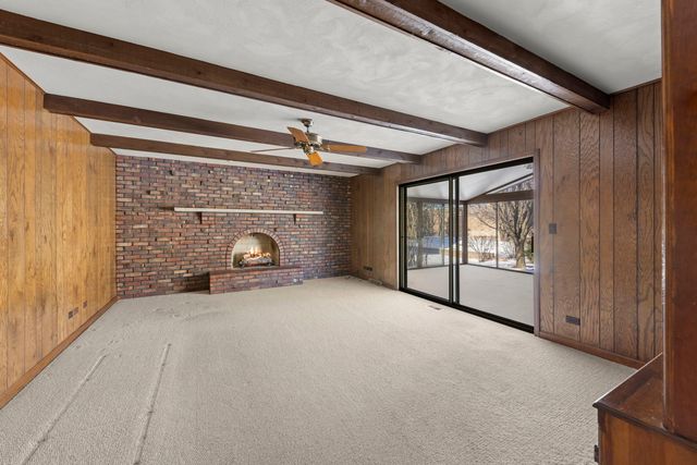 19W140 Avenue Chateaux, Oak Brook, IL 60523