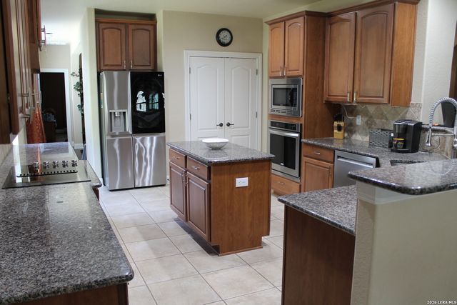 849 Santa Cruz, New Braunfels, TX 78132