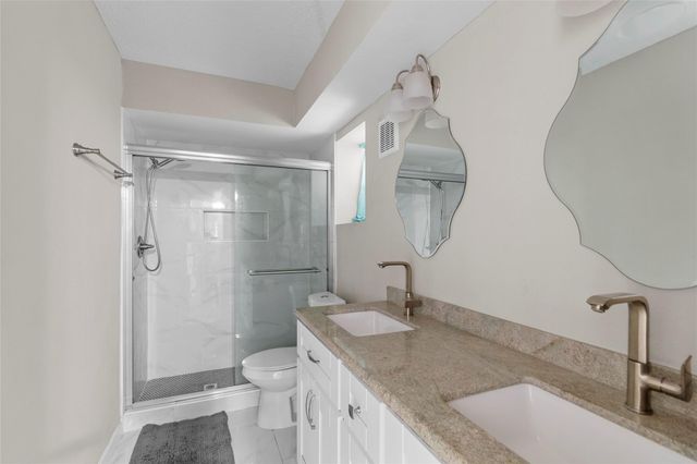 7900 Westheimer Road 216, Houston, TX 77063