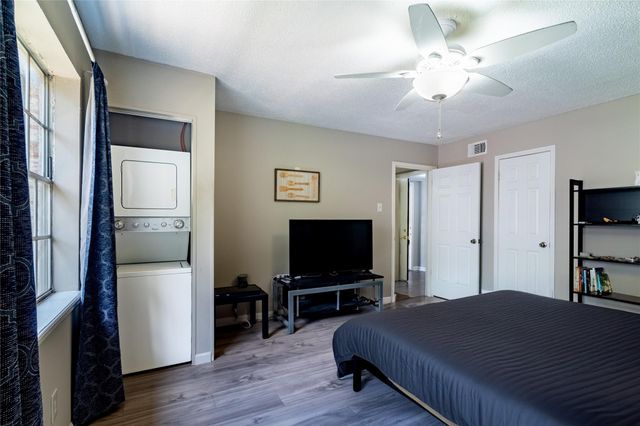 7900 Westheimer Road 216, Houston, TX 77063