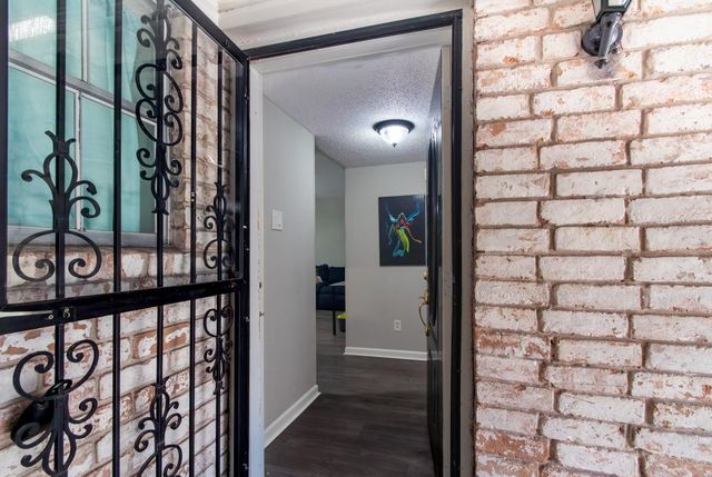 7900 Westheimer Road 216, Houston, TX 77063