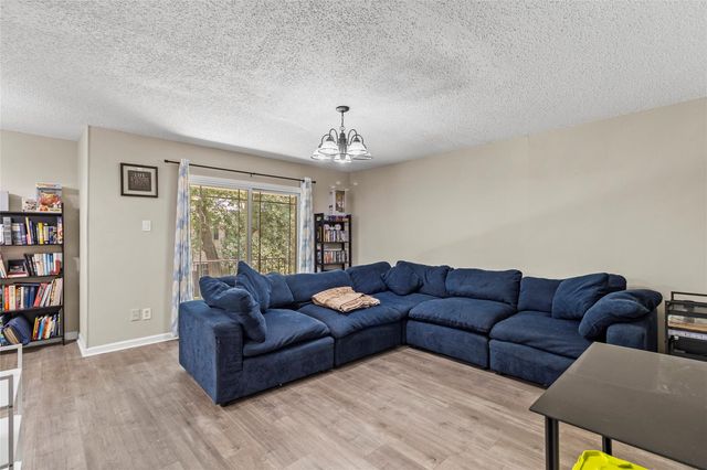 7900 Westheimer Road 216, Houston, TX 77063