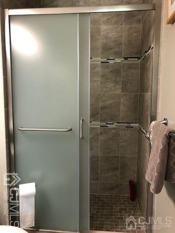 151 Gregory Lane, Franklin, NJ 08823