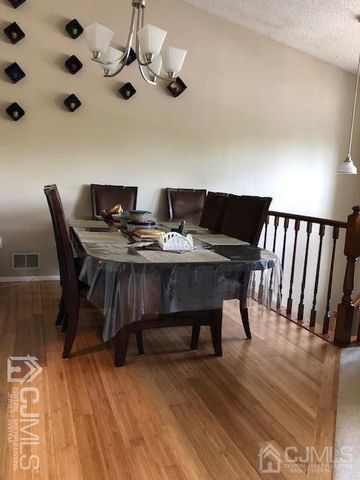 151 Gregory Lane, Franklin, NJ 08823