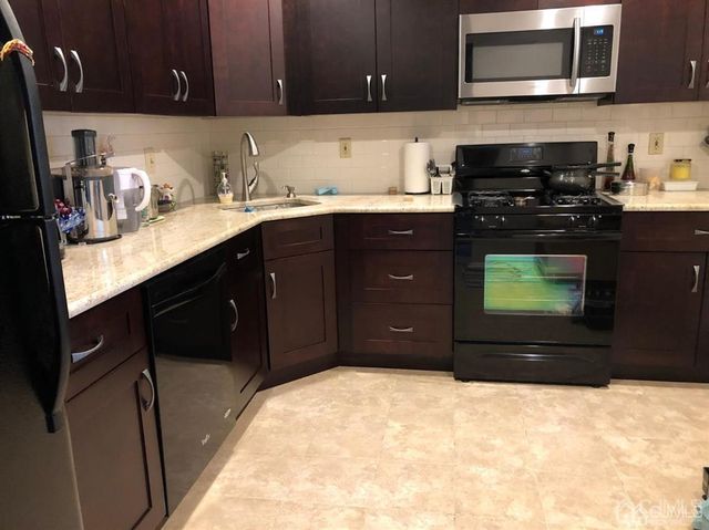 151 Gregory Lane, Franklin, NJ 08823