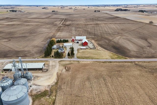 W7900-W7902 Meek Road, Arlington, WI 53911