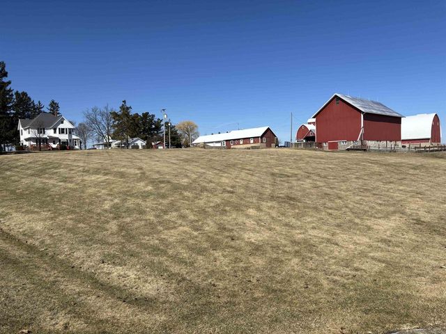 W7900-W7902 Meek Road, Arlington, WI 53911