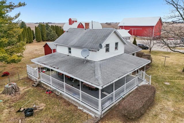 W7900-W7902 Meek Road, Arlington, WI 53911