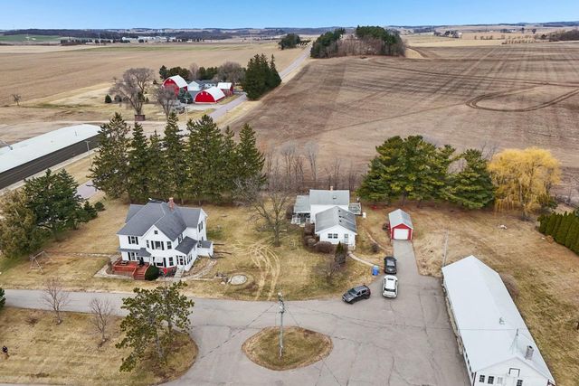 W7900-W7902 Meek Road, Arlington, WI 53911