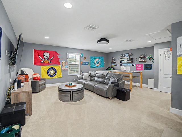 16910 DORMAN ROAD, Lithia, FL 33547