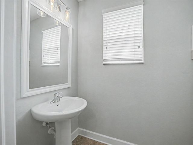 16910 DORMAN ROAD, Lithia, FL 33547