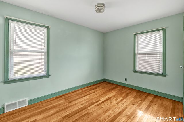 500 Barnum Ter Extension, Stratford, CT 06614