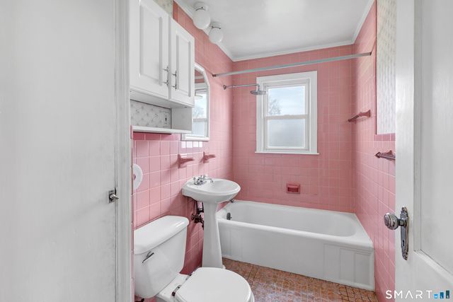 500 Barnum Ter Extension, Stratford, CT 06614