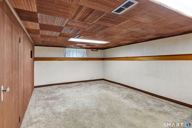 500 Barnum Ter Extension, Stratford, CT 06614