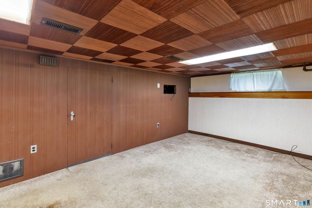 500 Barnum Ter Extension, Stratford, CT 06614