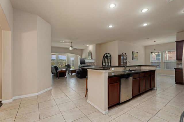 20131 Cascading Falls Boulevard, Cypress, TX 77433