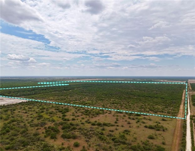 CR 119, Alice, TX 78332