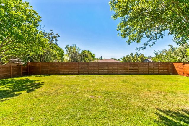 213 Clear Springs RD, Georgetown, TX 78628