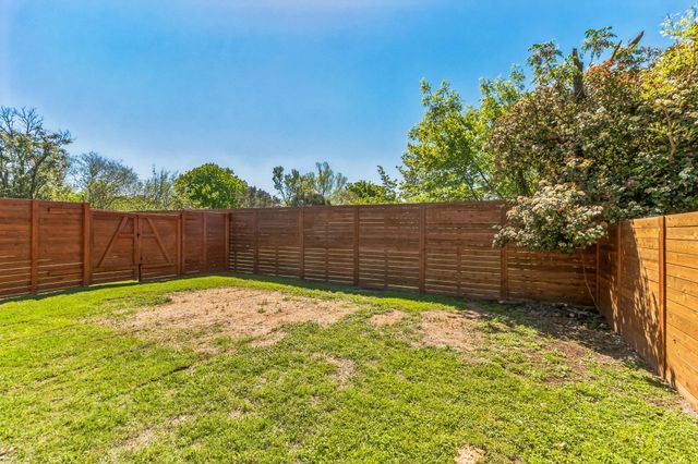 213 Clear Springs RD, Georgetown, TX 78628