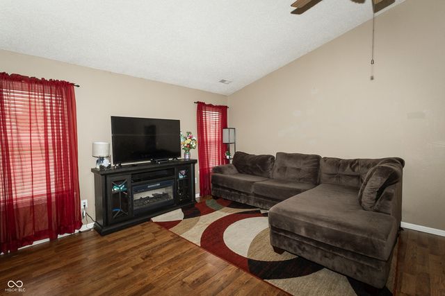 1782 Cold Spring Drive, Brownsburg, IN 46112