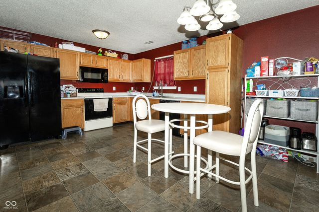 1782 Cold Spring Drive, Brownsburg, IN 46112