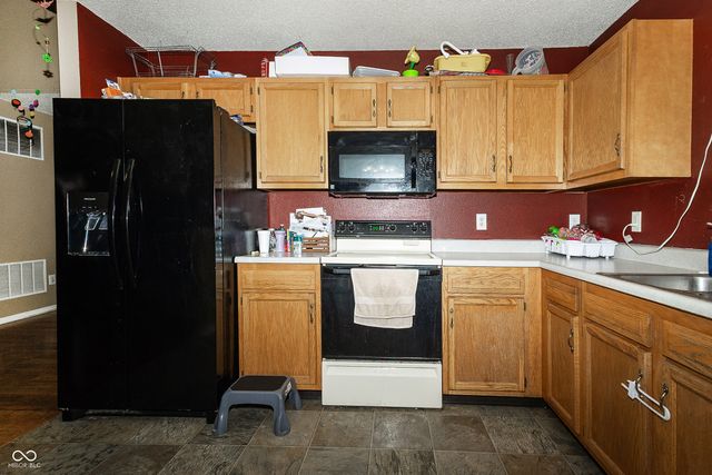 1782 Cold Spring Drive, Brownsburg, IN 46112