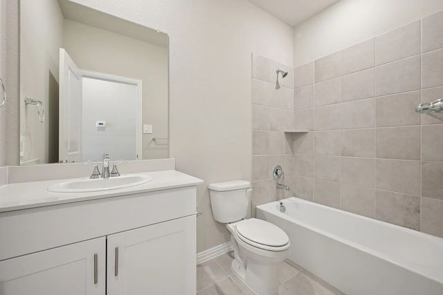 524 Clover Creek Drive, Mckinney, TX 75071