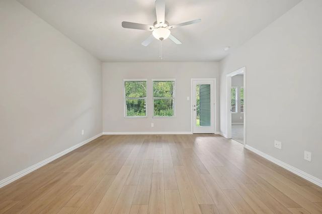 524 Clover Creek Drive, Mckinney, TX 75071