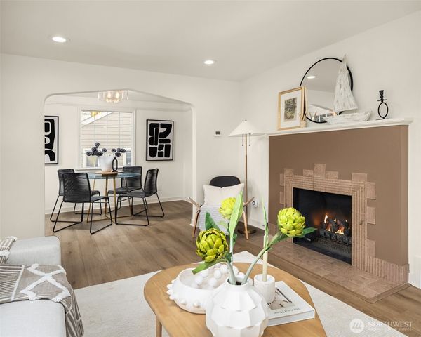 12517 22nd Avenue NE, Seattle, WA 98125