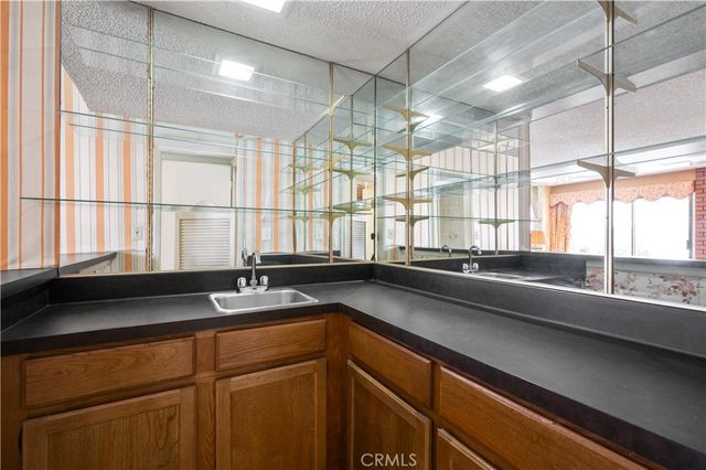 2727 Orange Avenue, Torrance, CA 90501