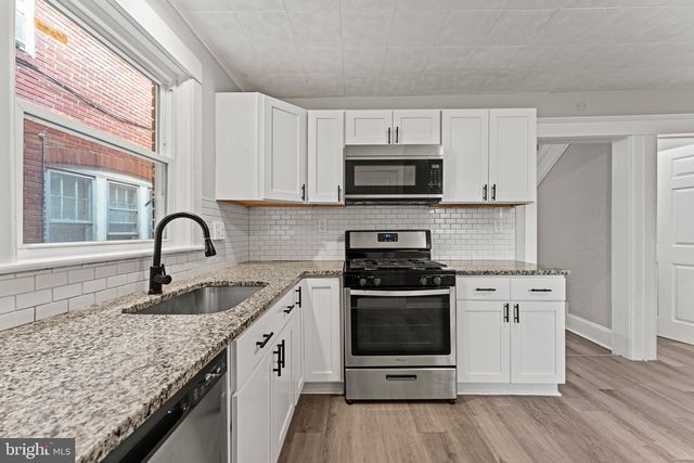 1514 W PHILADELPHIA ST, York, PA 17404