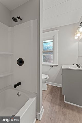 1514 W PHILADELPHIA ST, York, PA 17404