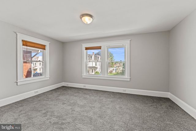 1514 W PHILADELPHIA ST, York, PA 17404