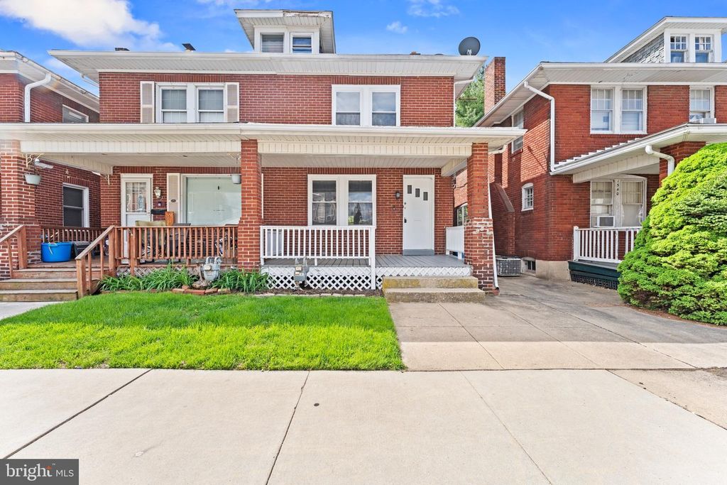 1514 W PHILADELPHIA ST, York, PA 17404