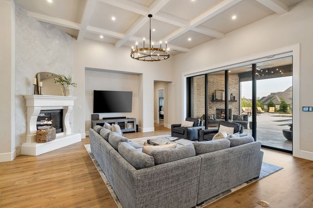 660 Louise Drive, Fairview, TX 75069