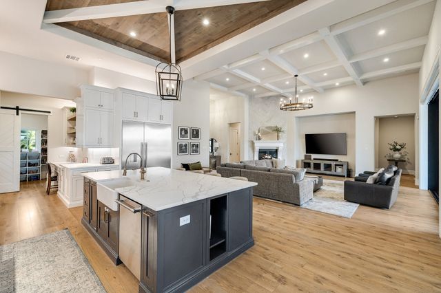 660 Louise Drive, Fairview, TX 75069
