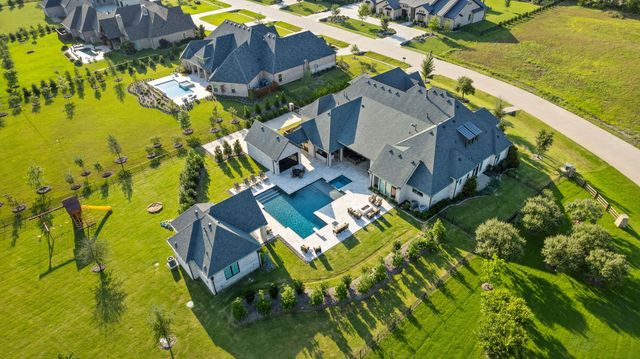 660 Louise Drive, Fairview, TX 75069