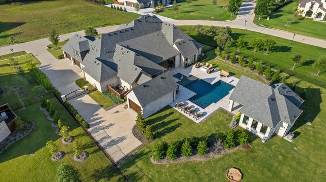 660 Louise Drive, Fairview, TX 75069