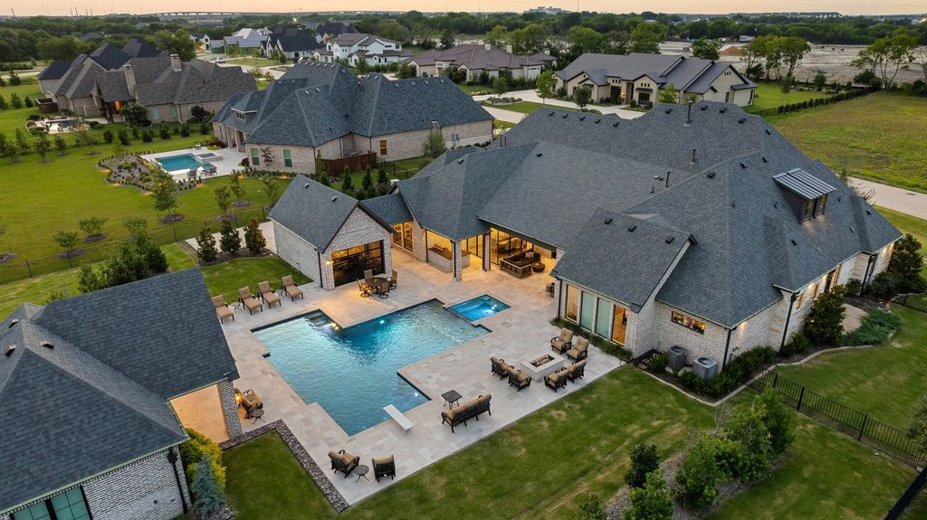 660 Louise Drive, Fairview, TX 75069