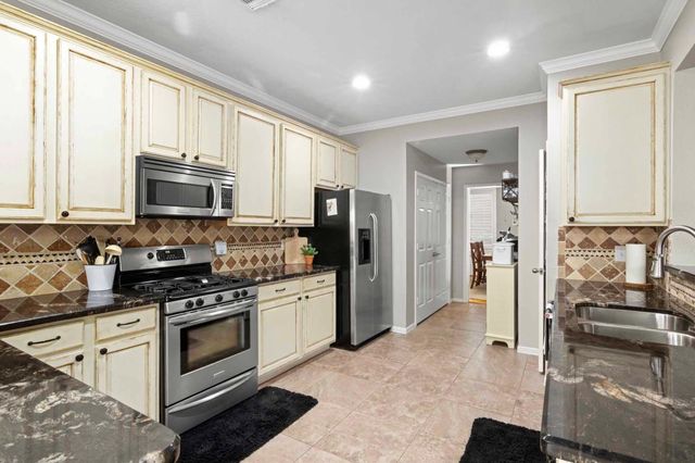 4311 Green Tree Court, Pasadena, TX 77505