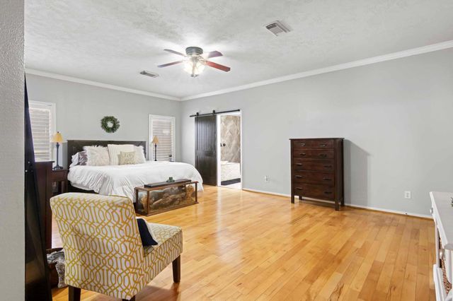 4311 Green Tree Court, Pasadena, TX 77505