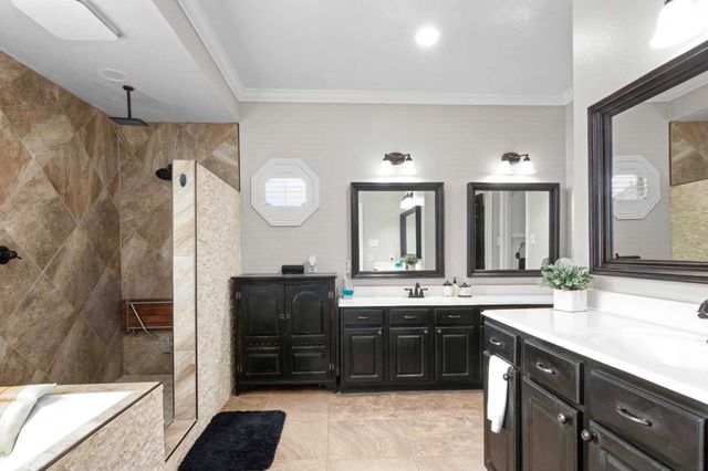 4311 Green Tree Court, Pasadena, TX 77505